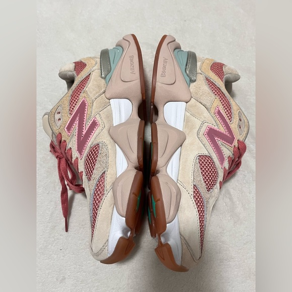 New Balance Joe Freshgoods 9060 Inside Voices Penny Cookie Pink Sneakers - Picture 3 of 10